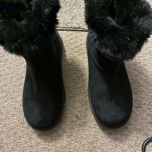 SO Black Winter Boots with Faux Fur